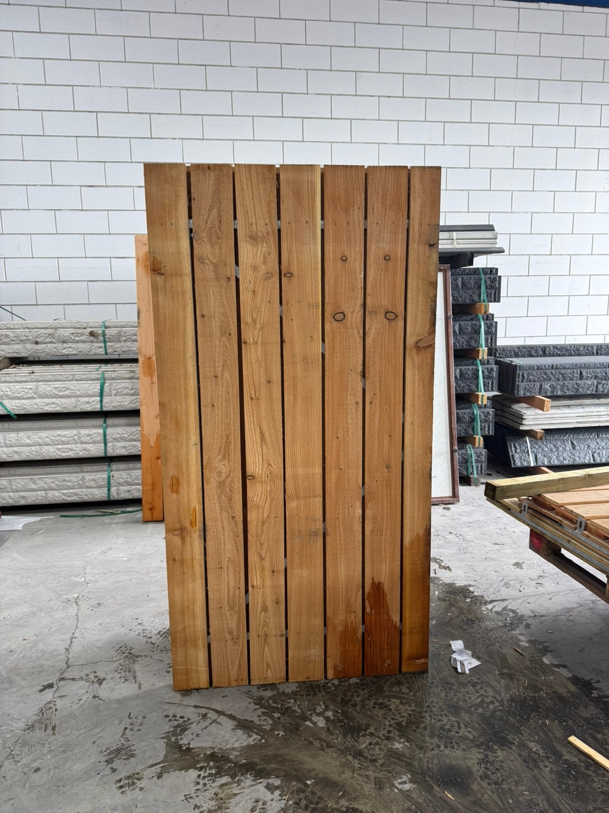 Schuttingdeur douglas | Restpartij, Tuin en Terras, Schuttingen, Ophalen, 1 tot 2 meter, Minder dan 3 meter, Zo goed als nieuw