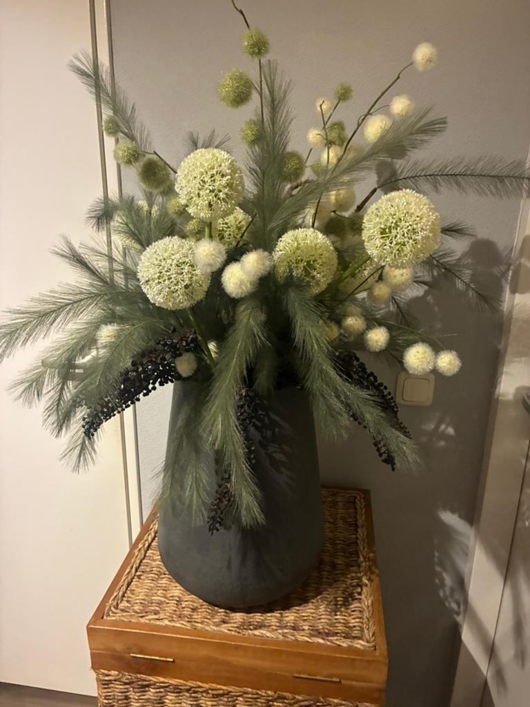 Decoratieve Vaas met Kunstbloemen - Groen/Wit, Huis en Inrichting, Woonaccessoires | Vazen, Ophalen, Overige materialen, Overige kleuren