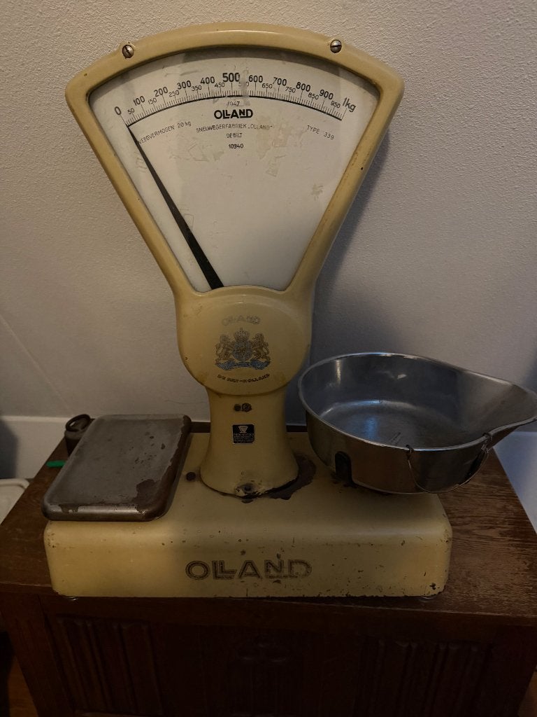 Vintage winkelweegschaal, Ophalen