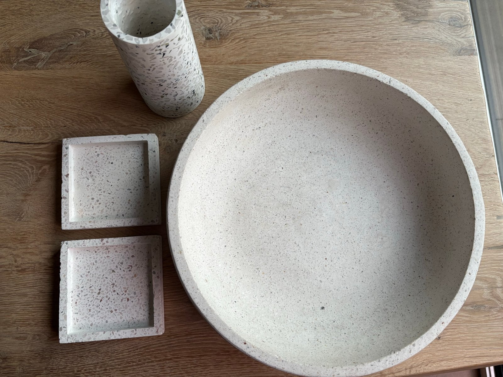 Decoratieve schaal, vaas en onderzetters terrazzo-look, Ophalen, Schaal, Rond, Zo goed als nieuw