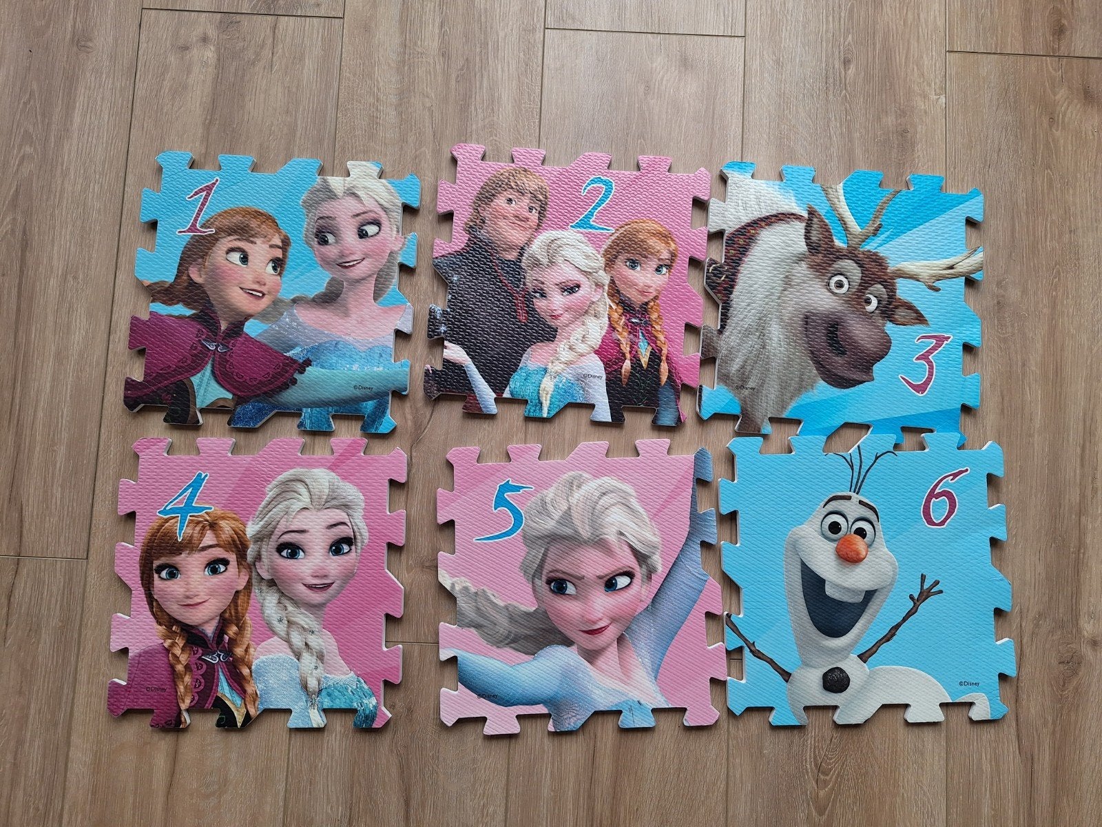 Frozen speelmat vloerpuzzel 6 stukken, Ophalen of Verzenden, Minder dan 10 stukjes, Zo goed als nieuw