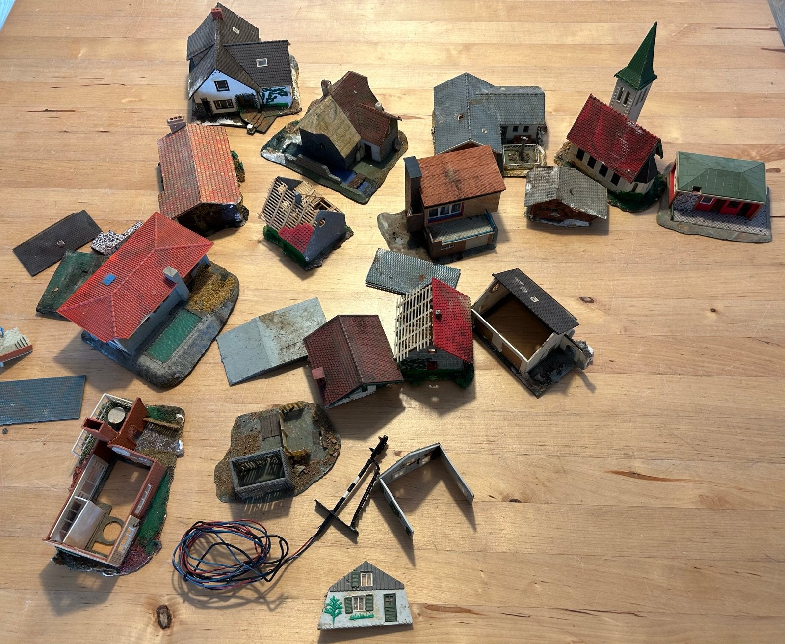 Diverse modelbouw huisjes en accessoires - Gebruikt, Hobby en Vrije tijd, Ophalen of Verzenden, Gebruikt, Overige typen, Overige merken