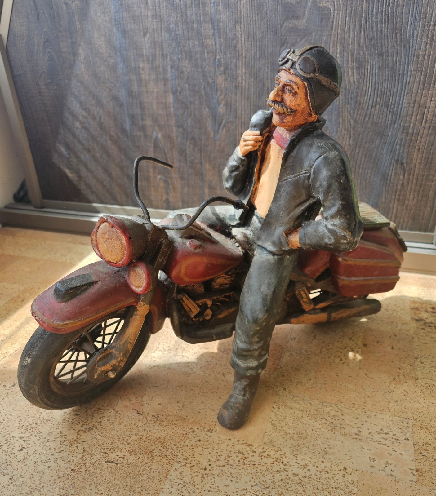 Vintage motorrijder op klassieke Harley-Davidson stijl motor, Ophalen of Verzenden, Gebruikt