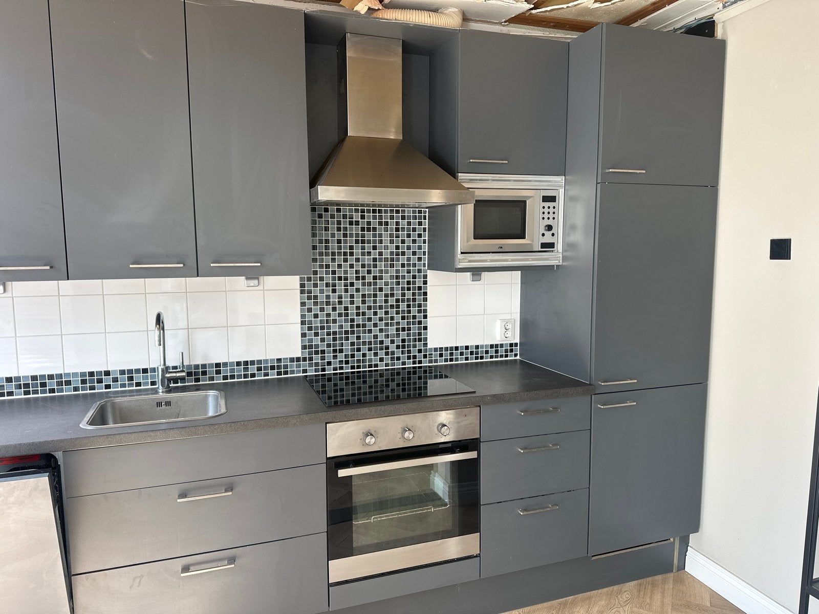 T.E.A.B Complete keuken met apparatuur (excl. vaatwasser), Ophalen, Gebruikt, Enkelwandige keuken, Kunststof
