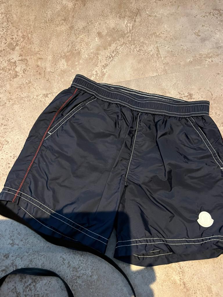 MONCLER zwembroek maat 98 origineel zgan, Maat 98, Ophalen of Verzenden, Zo goed als nieuw, Zwembroek
