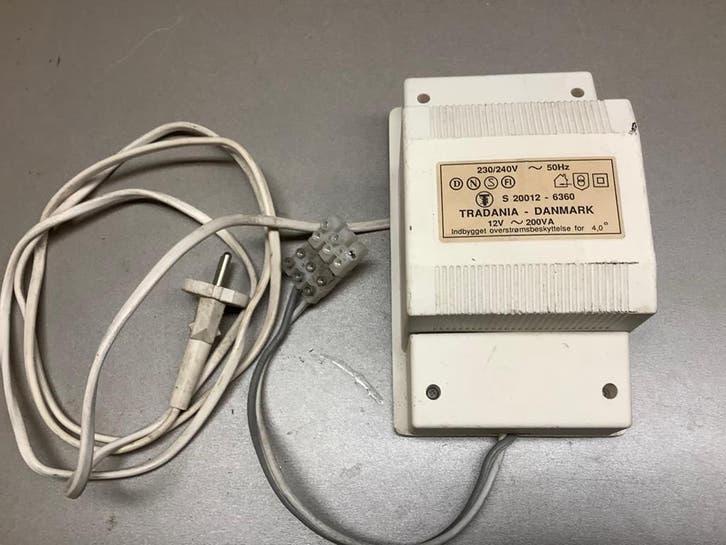 Transformator 220 naar 12 volt, Hobby en Vrije tijd, Elektronica-componenten, Ophalen, Gebruikt