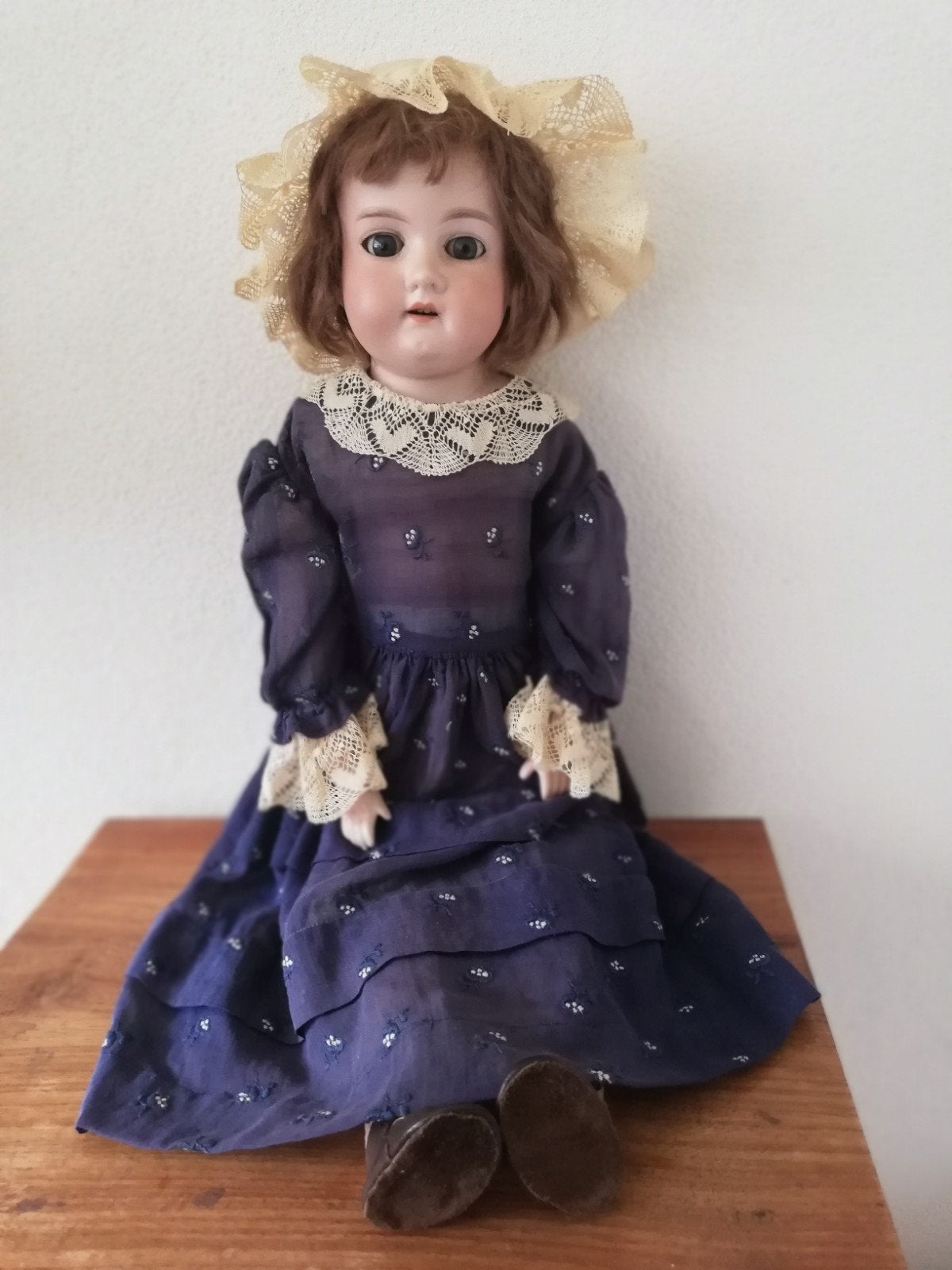 Antieke pop 56 cm., Ophalen of Verzenden