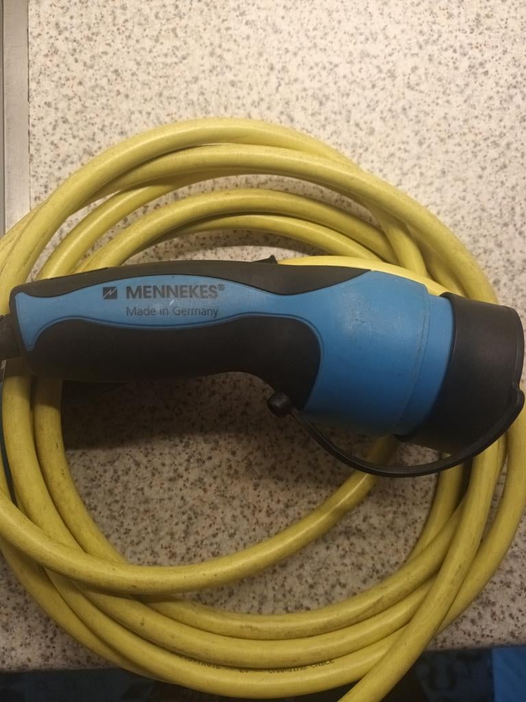 Mennekes laadkabel., Auto diversen, Laadpalen, Zo goed als nieuw, Laadkabel, Ophalen of Verzenden