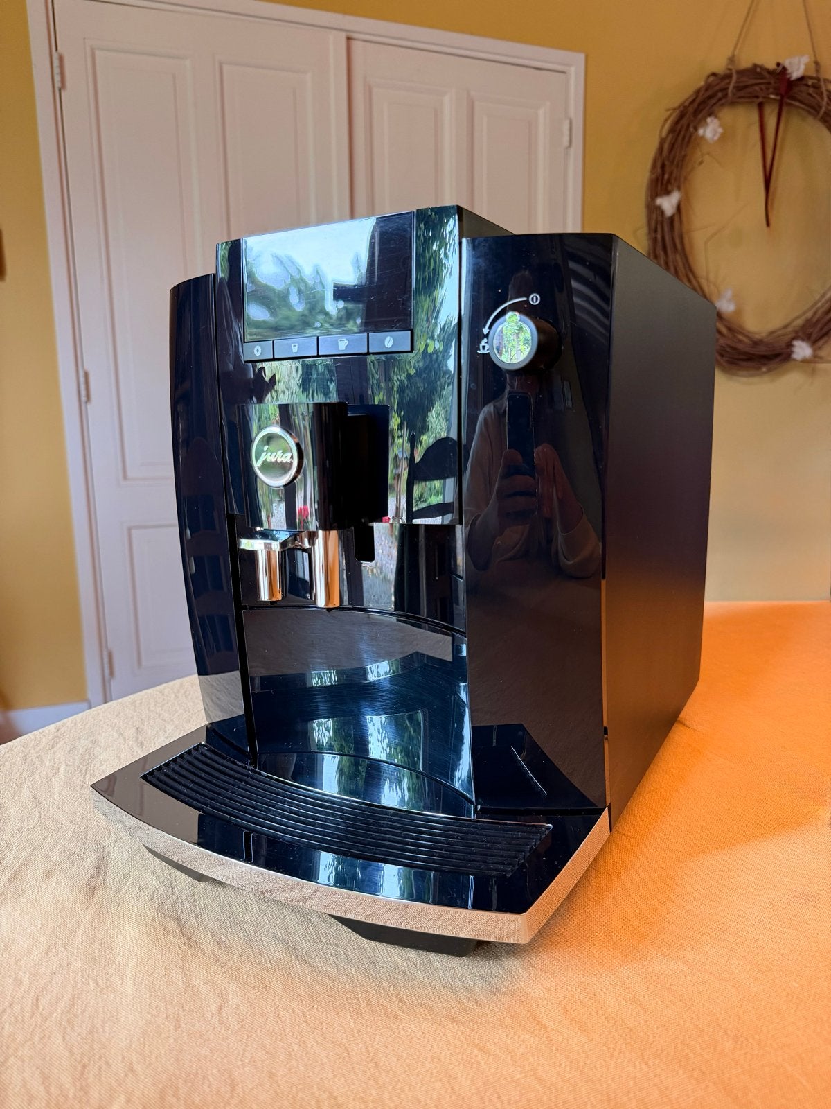 Jura E4 volautomatisch koffiezetapparaat met garantie