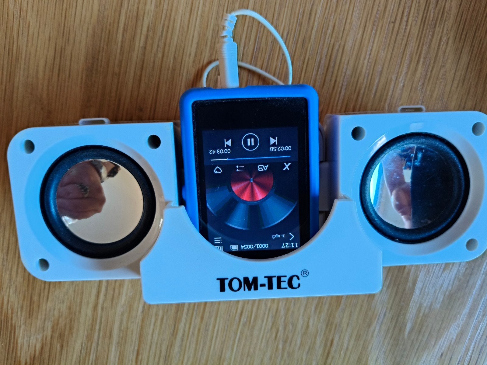 TOM-TEC Draagbare Mini Speakers - Wit, Gebruikt, Draagbare speaker, AUX-ingang, Minder dan 60 watt
