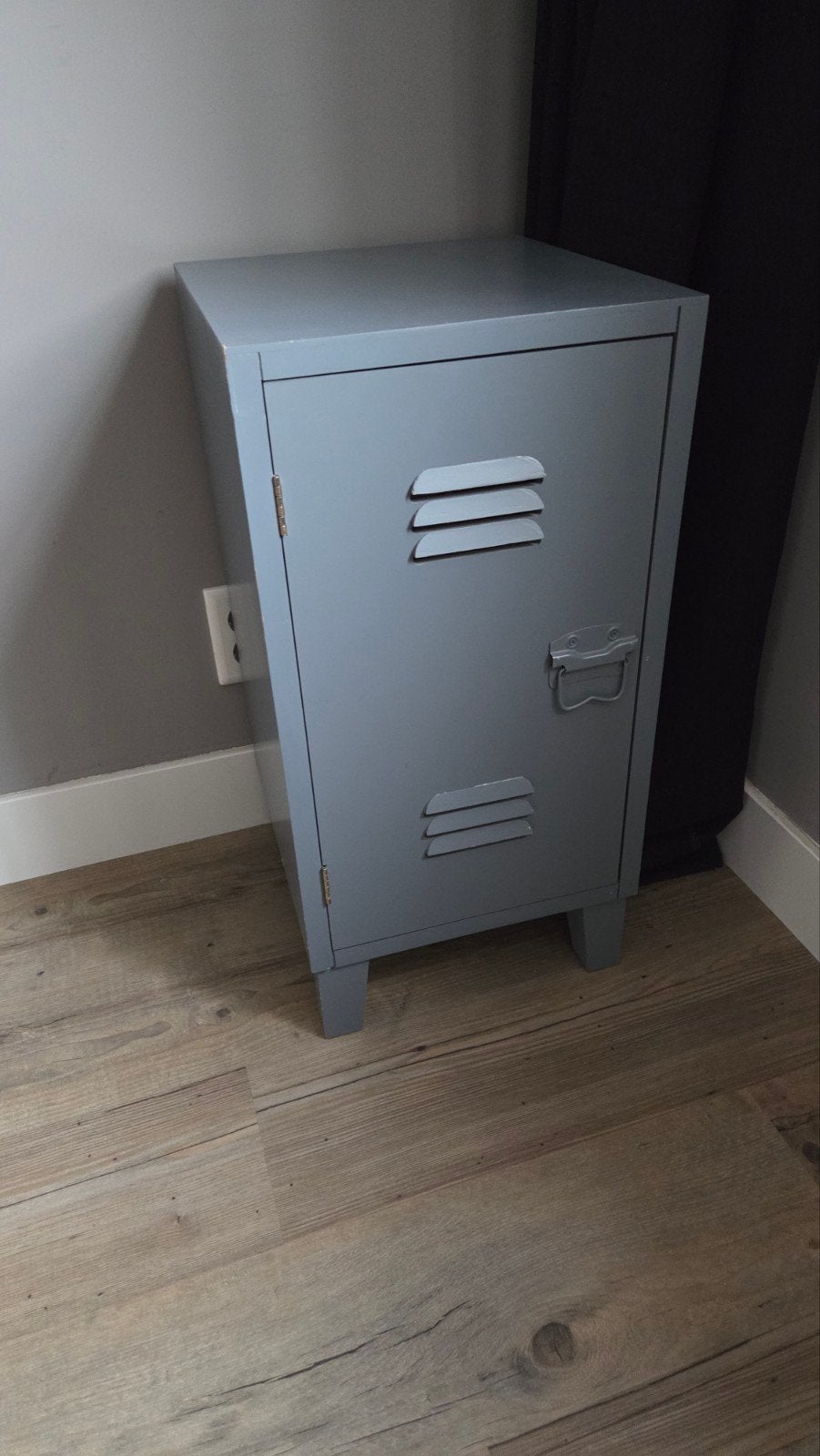 locker kastje, Ophalen, Zo goed als nieuw