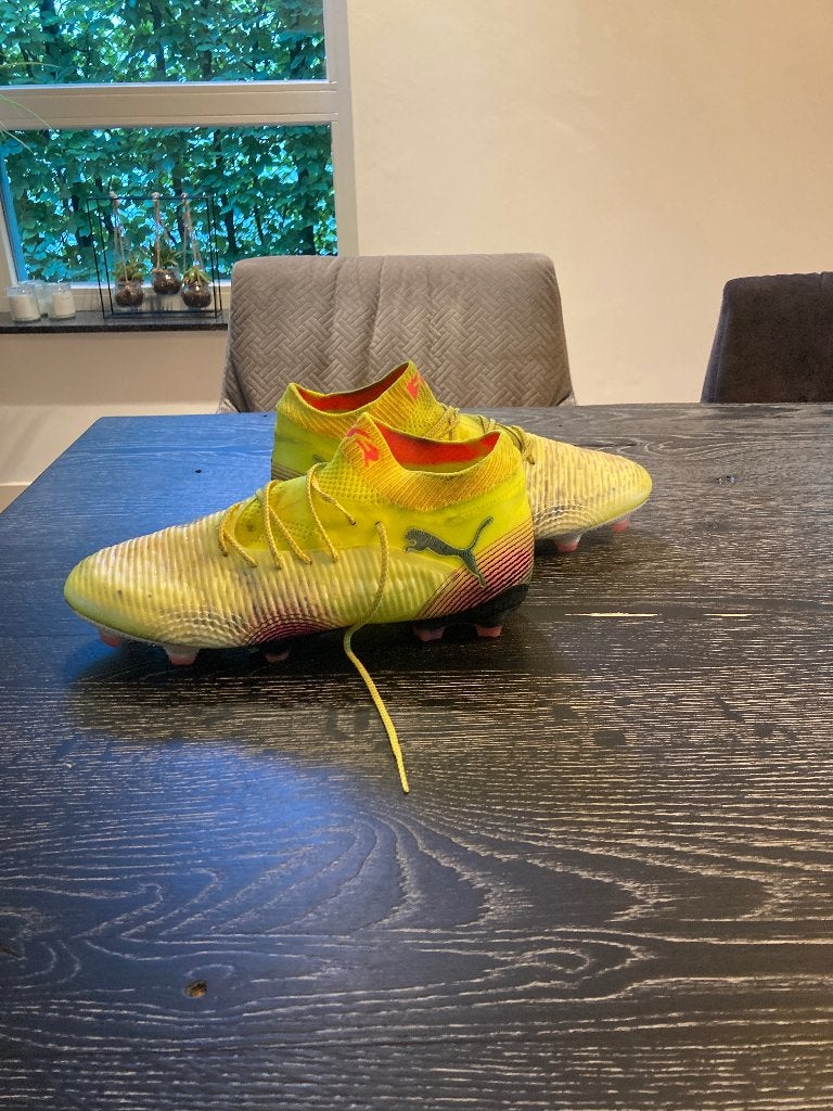 Voetbal schoenen, Ophalen, Gebruikt, Maat XS of kleiner, Schoenen