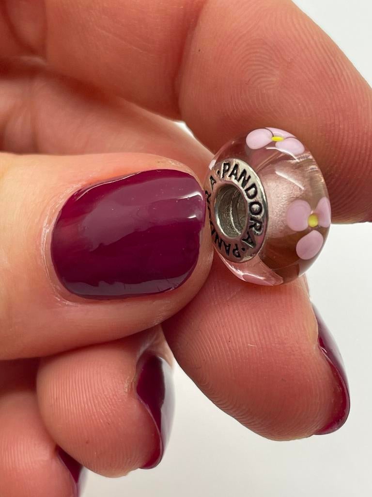 D378 Pandora zilveren glaskraal roze met bloem, Sieraden, Tassen en Uiterlijk, Bedels, Pandora, Ophalen of Verzenden, X, Zilver