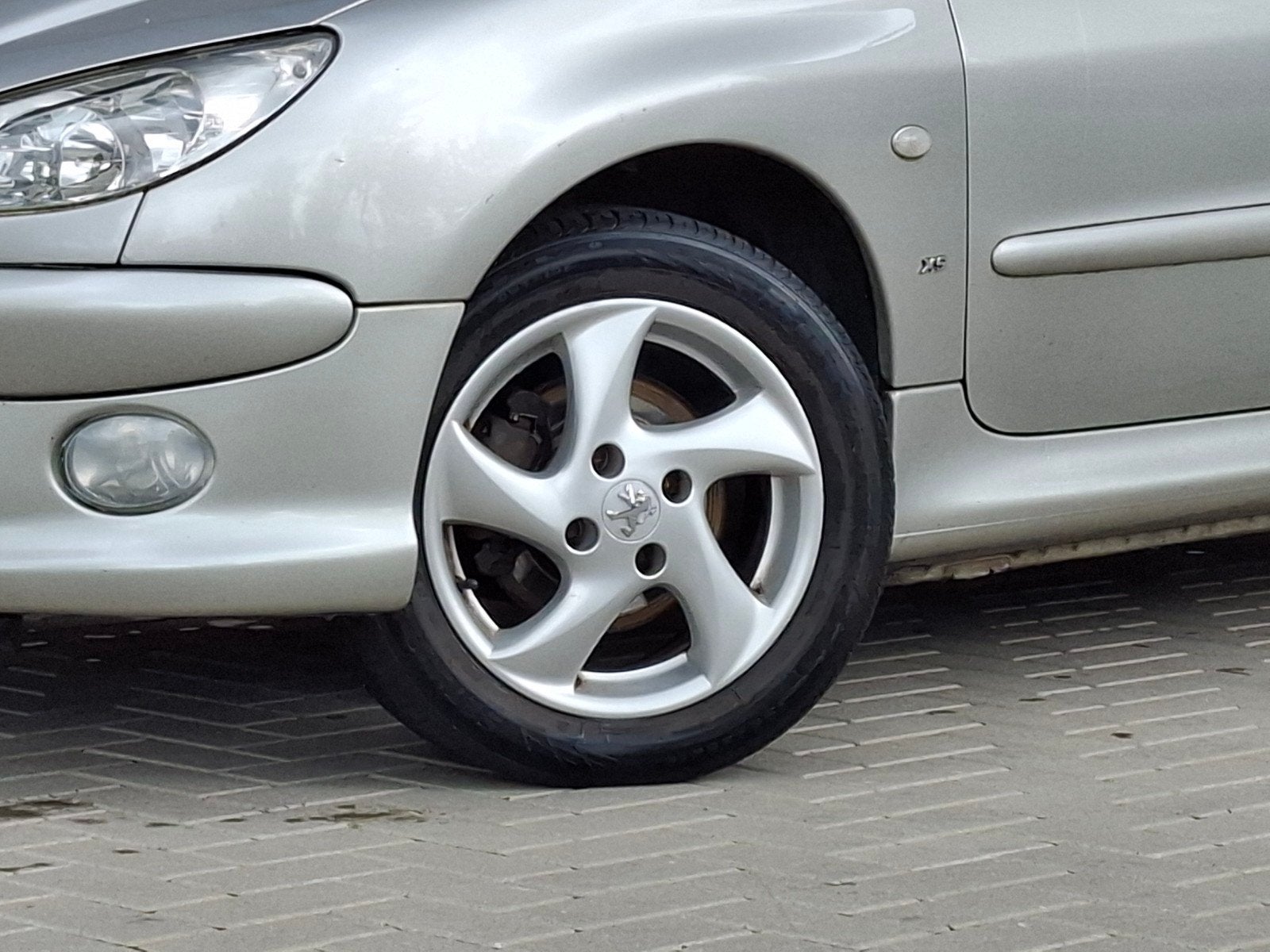 Foto 2 van Peugeot 206 1.4 16V | 240.093 KM | Leder | CarPlay | Airco