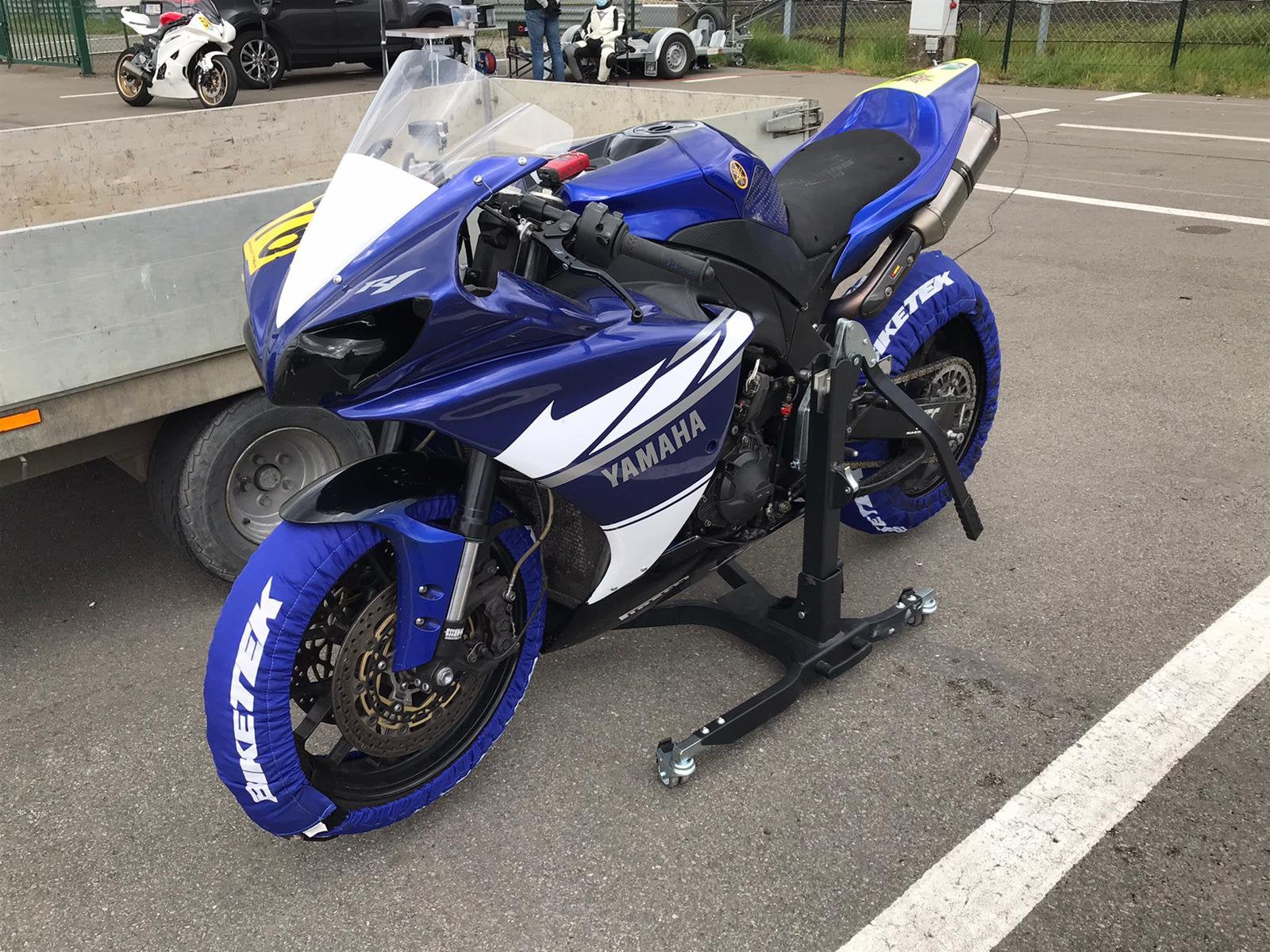 R1 2013 crossplane circuit full titanium akra, Ophalen, Gebruikt, Yamaha
