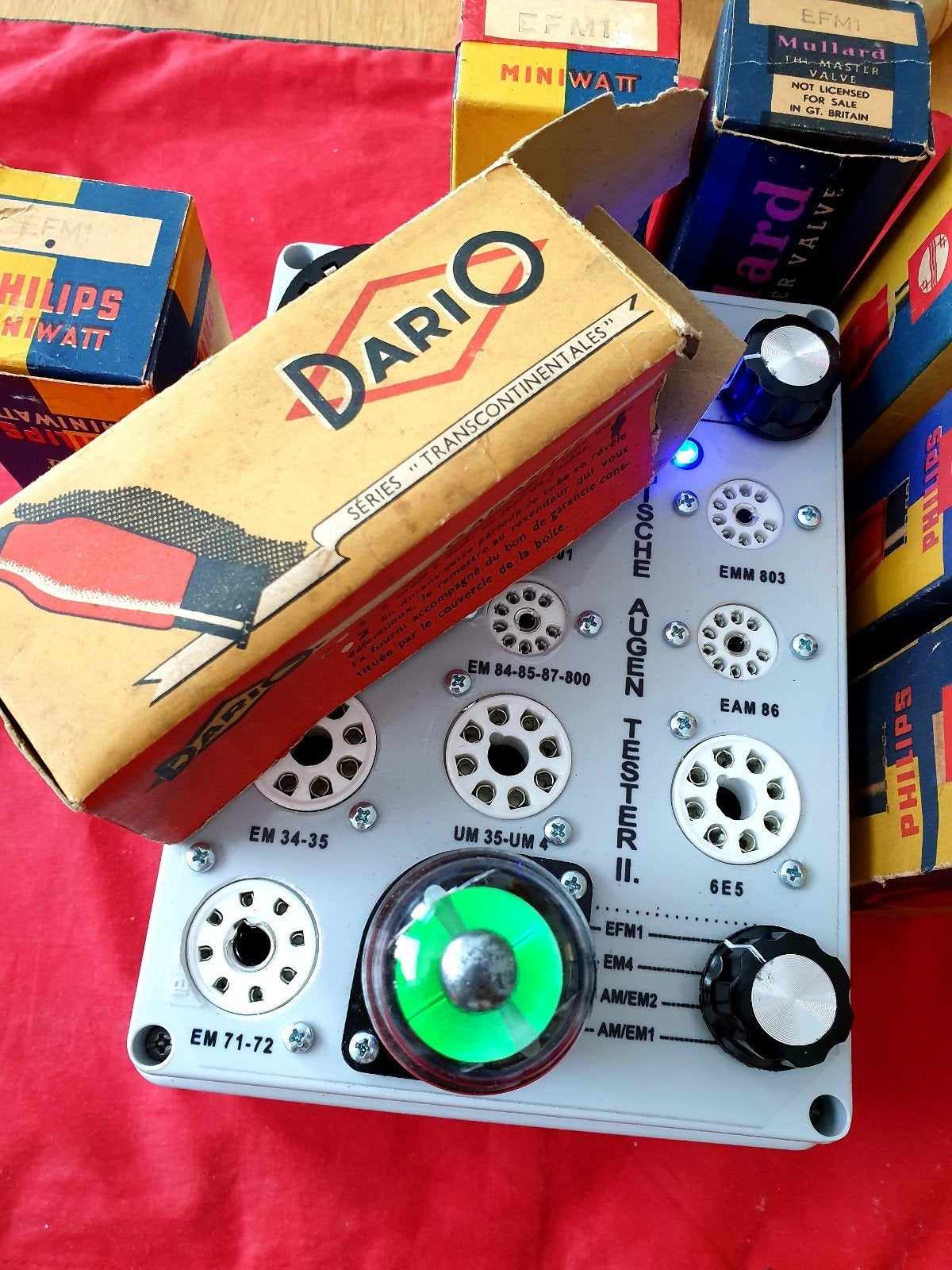 Dario EFM1 radiobuis afstemoog nieuw in doos, getest, Antiek en Kunst, Ophalen of Verzenden