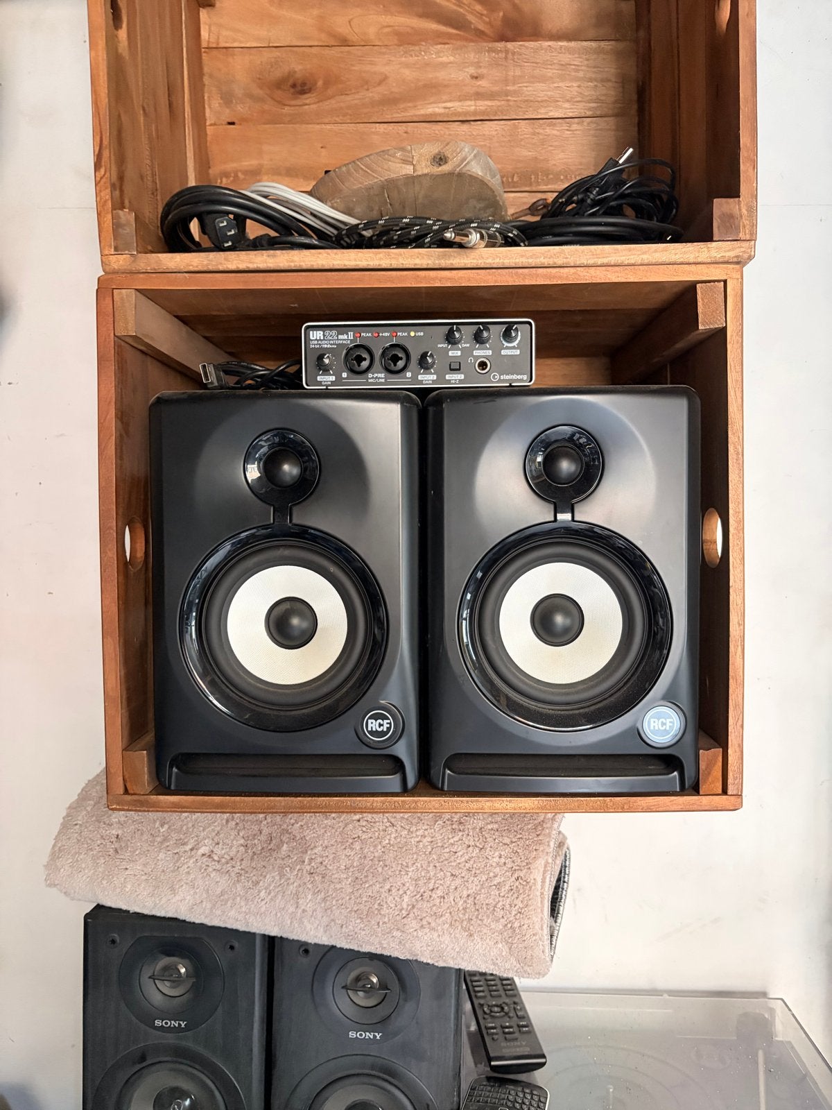 RCF Ayra 5 Studiomonitoren met Steinberg UR22 MKII, Audio, Tv en Foto, Studiomonitor, Inclusief kabels, Zo goed als nieuw, Minder dan 60 watt