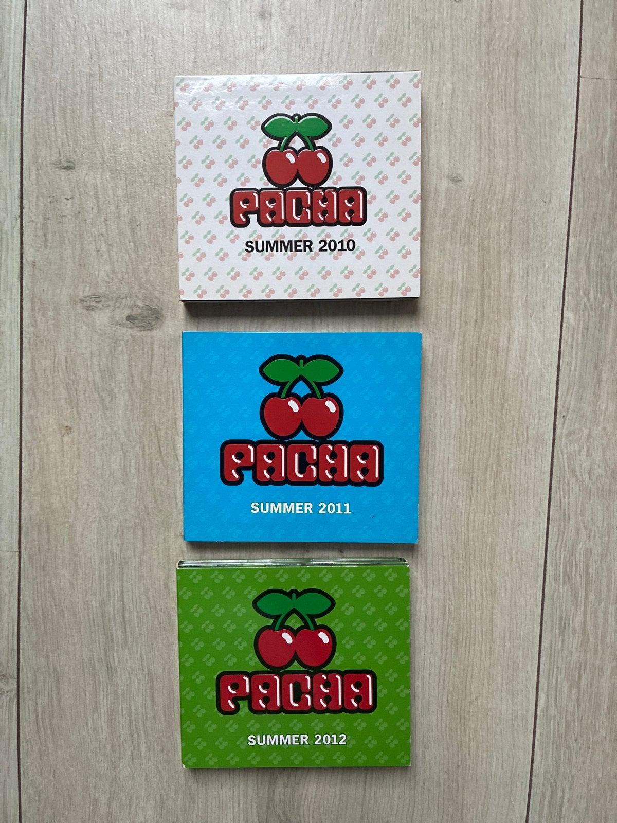 Pacha Summer CD Boxset 2010, 2011, 2012 - Dance/House, Boxset, Dance, Ophalen of Verzenden, Zo goed als nieuw