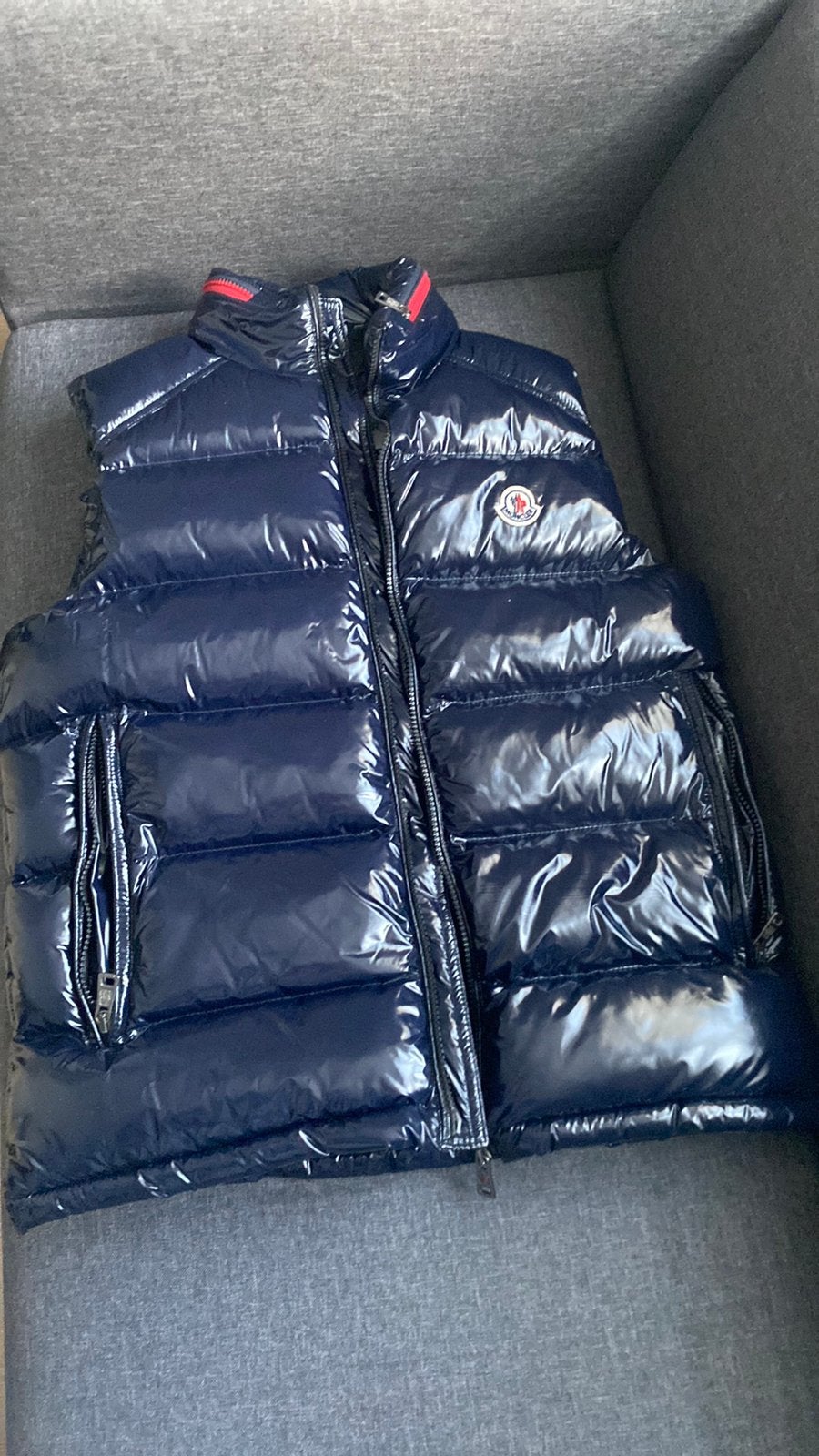 Moncler bodywarmer marine blauw, Ophalen of Verzenden, Zo goed als nieuw, Maat 48/50 (M), Blauw