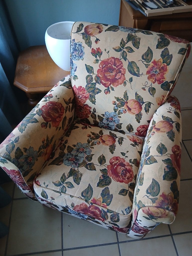 Gebloemde fauteuil, Ophalen, Gebruikt, 75 tot 100 cm, Stof