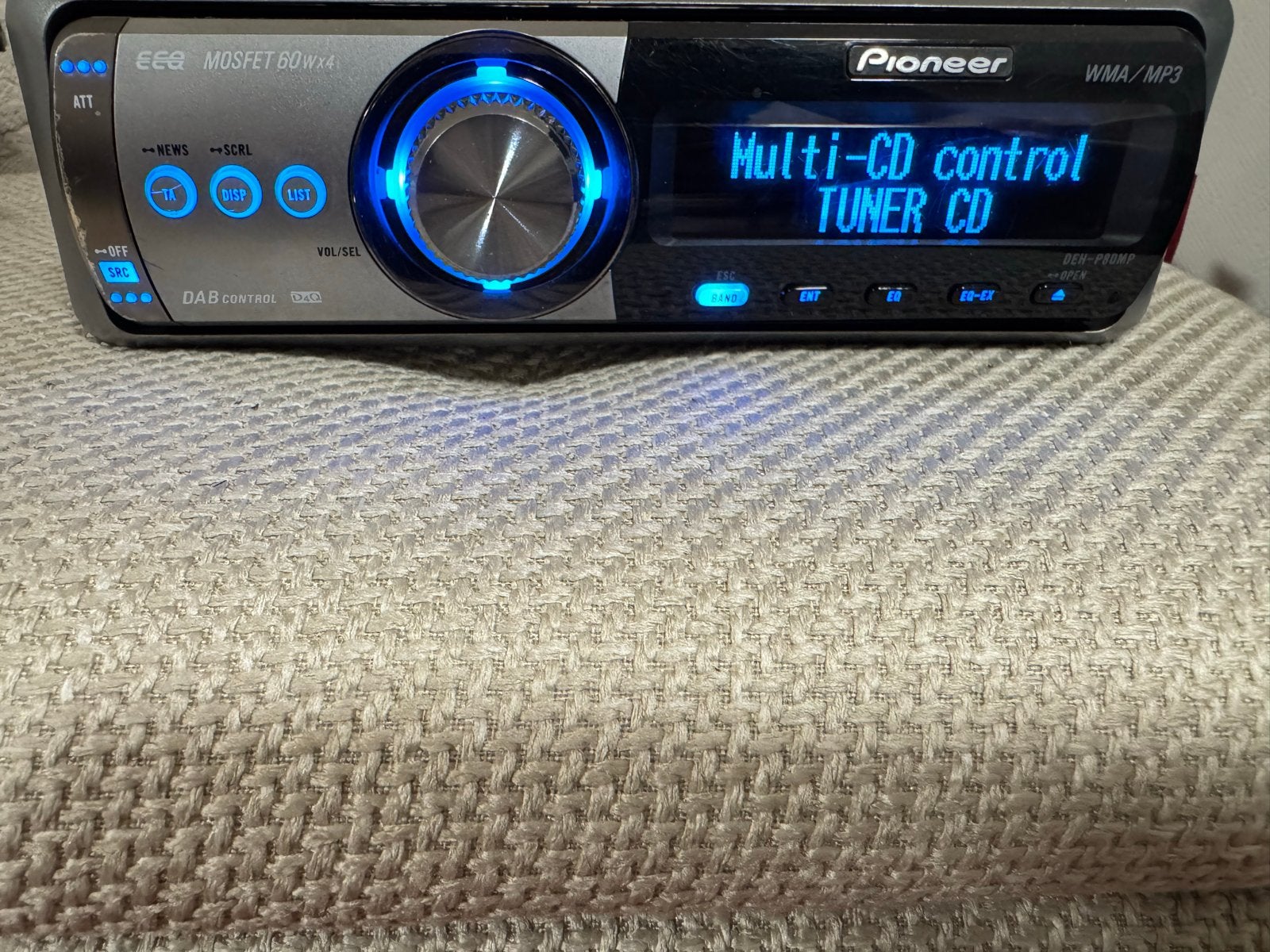 Pioneer DEH-P80MP Autoradio met Bluetooth adapter CD/MP3WMA, Ophalen of Verzenden, Zo goed als nieuw