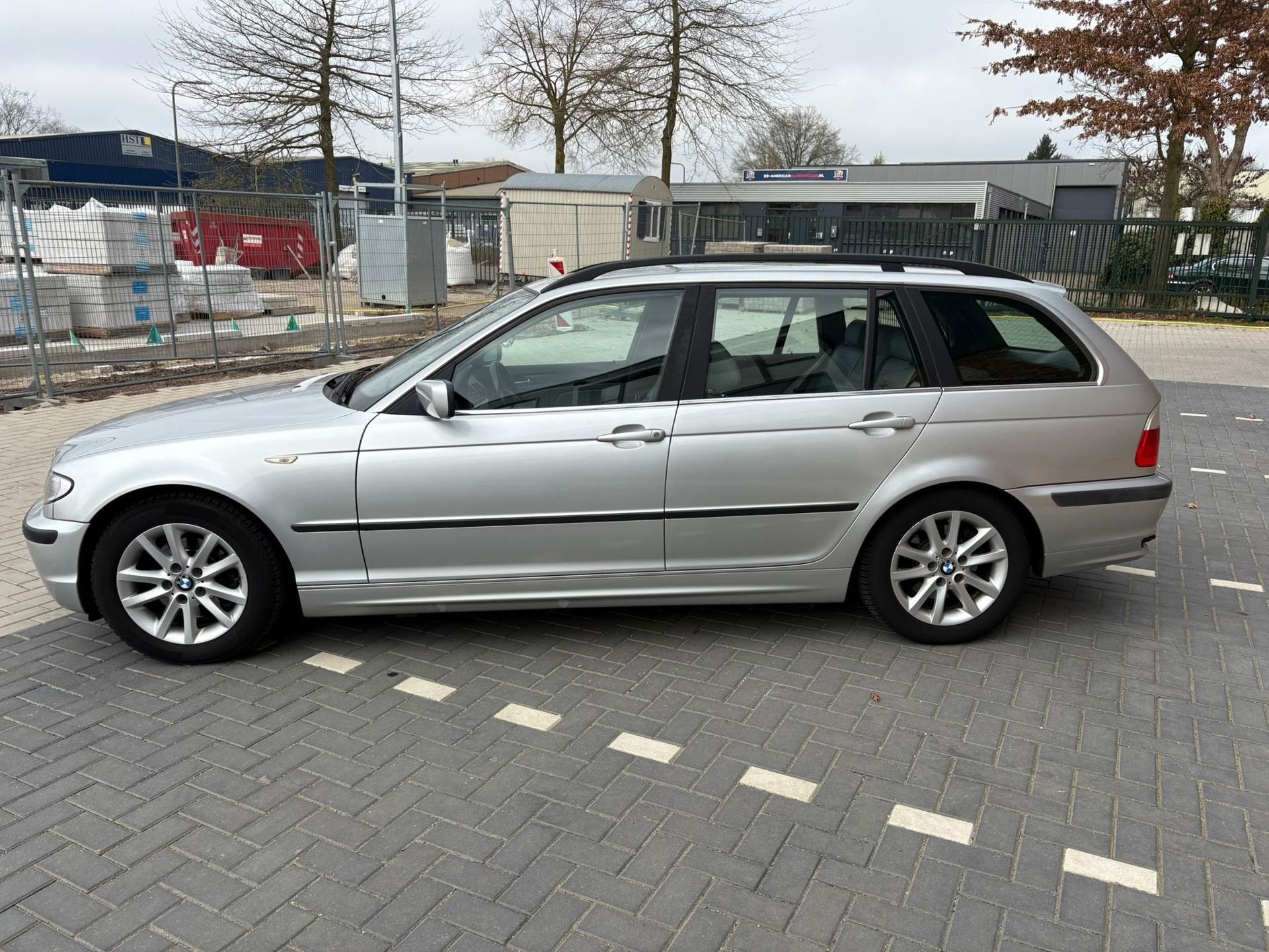BMW 3-serie Touring 320i Special Executive, Auto's, Achterwielaandrijving, Gebruikt, 170 pk, Zilver of Grijs