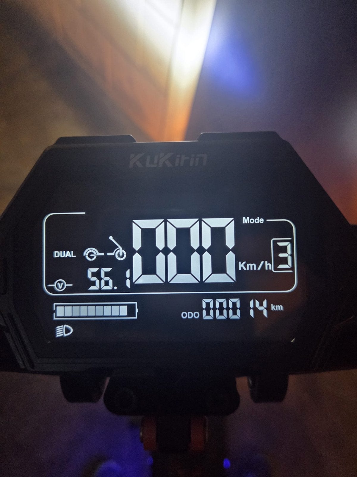 Gloednieuwe KuKirin G2 Master E-step - 14 km, incl. accessoi, Fietsen en Brommers, Steps, Nieuw, Elektrische step (E-scooter)