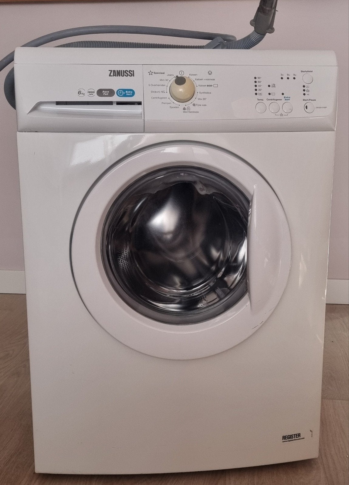 Zanussi Voorlader Wasmachine 6kg 1600 toeren, Witgoed en Apparatuur, Wasmachines, Ophalen, Gebruikt, 1600 toeren of meer, 85 tot 90 cm