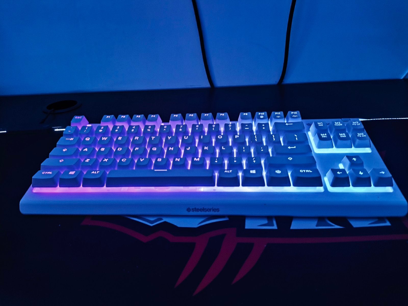 SteelSeries Apex 3 TKL White Gaming Toetsenbord, Computers en Software, Toetsenborden, Verlichte toetsen, Ophalen of Verzenden