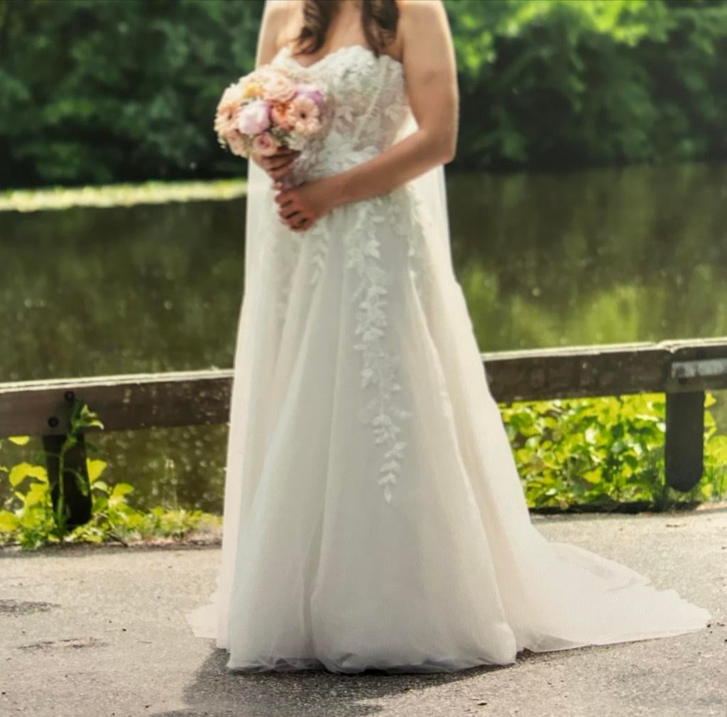 Elegante Strapless Bruidsjurk met Kant en Tule, Ophalen of Verzenden, Zo goed als nieuw, Wit, Trouwjurk