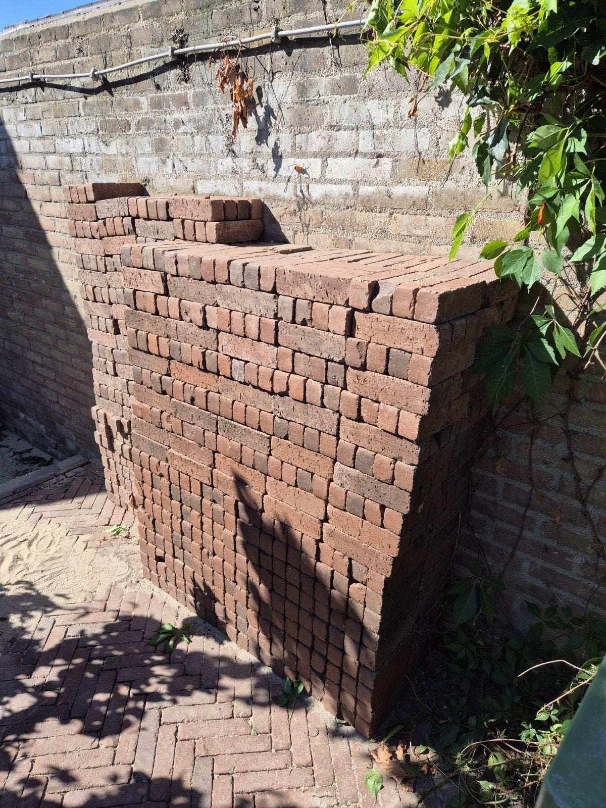Nieuwe waaltjes bestrating tuin, Ophalen, Nieuw, Beton, Klinkers