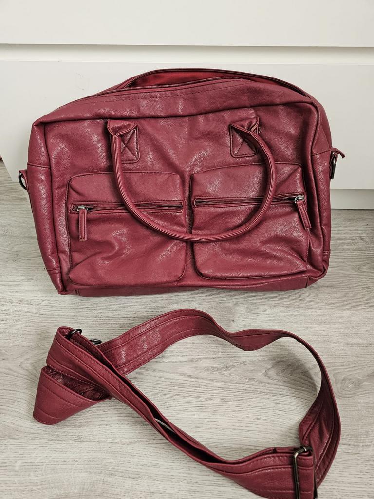 Bordeauxrode handtas met schouderband, Ophalen, Gebruikt, Rood, Handtas