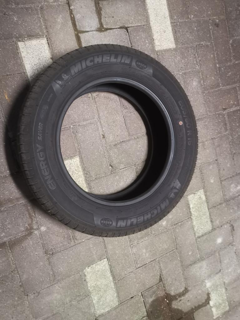 Michelin energy saver 205/60/16 92H met 5.5mm profiel!, Ophalen