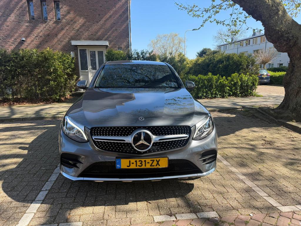 Mercedes-Benz GLC-klasse Coupé 250 4MATIC Business Solution, Auto's, Gebruikt, 4 cilinders, Leder, Bedrijf