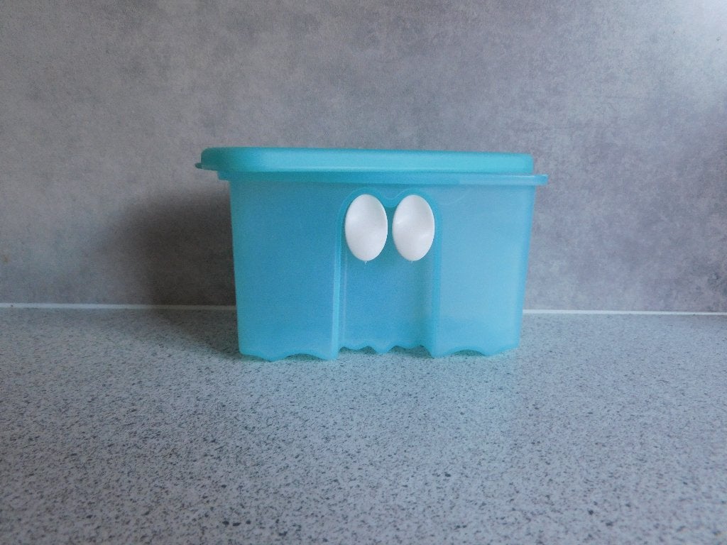 Tupperware Fridgesmart 350 ml. 15x15x8 cm. Turquoise, Bewaardoos, Ophalen of Verzenden, Zo goed als nieuw, 350 ml