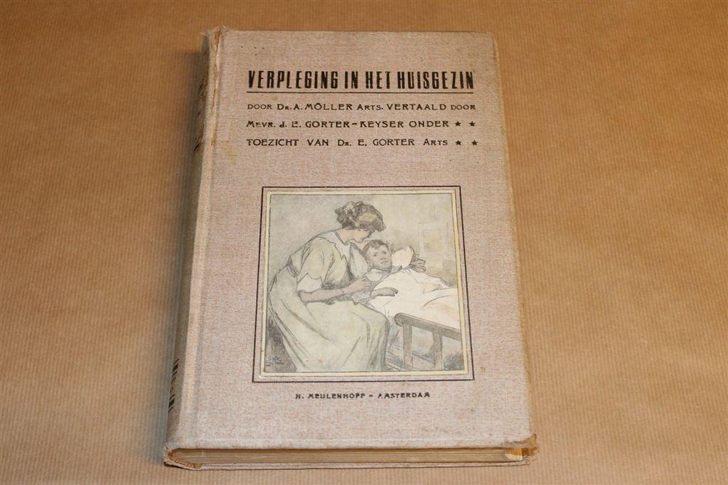 Verpleging In Het Huisgezin [1913] — Antiek Medisch Handboek, Ophalen of Verzenden, Gelezen