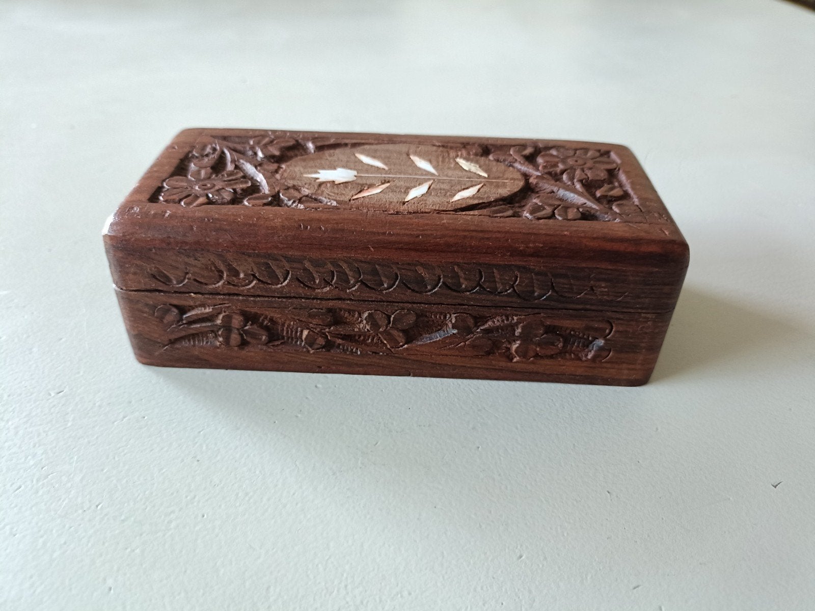 Houten kistje, gestoken en ingelegd, Huis en Inrichting, Woonaccessoires | Kisten, Ophalen of Verzenden, Minder dan 50 cm