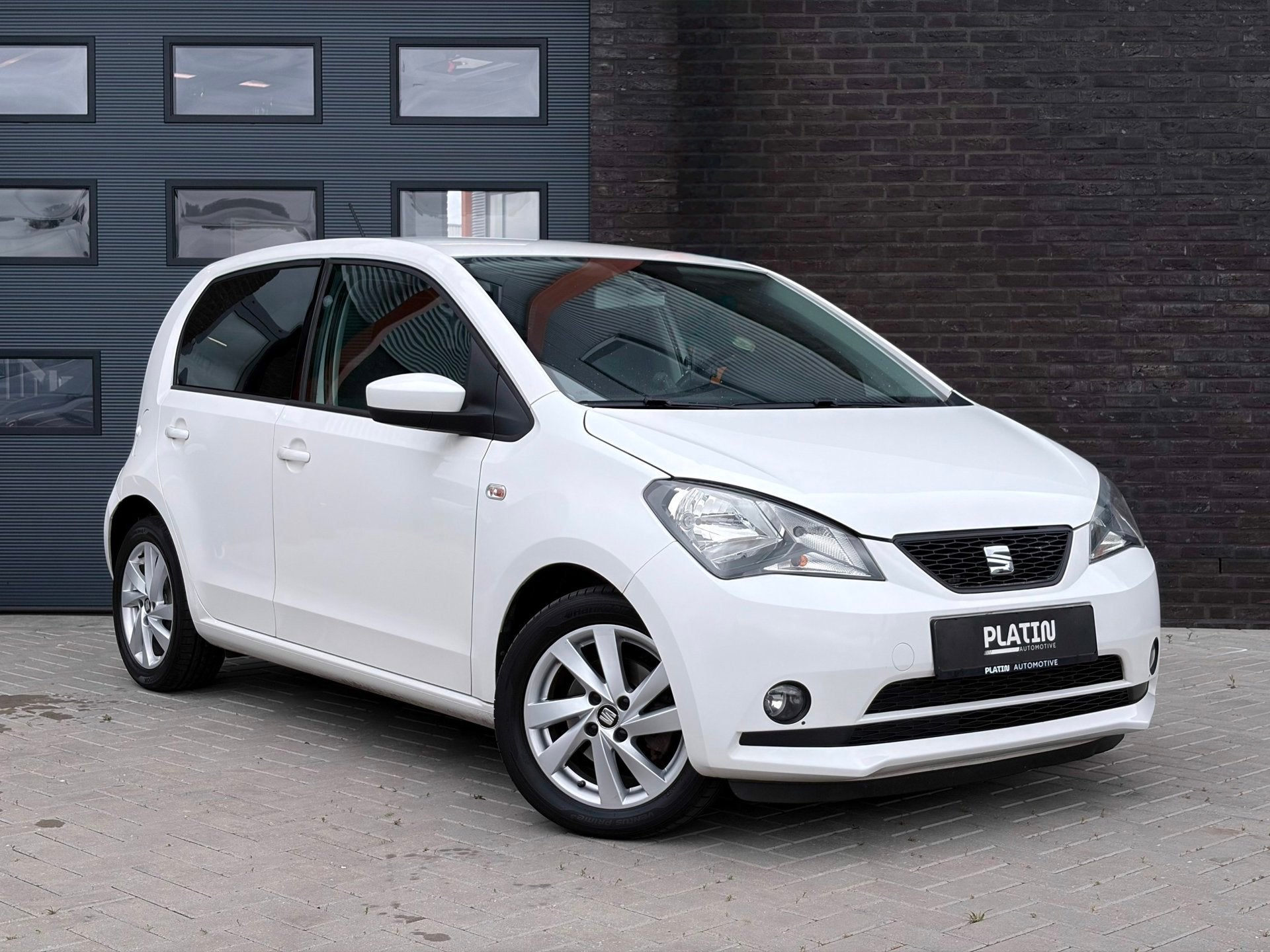 Seat Mii 1.0 Sport Dynamic |Cruise|Airco|BT|Stoelverwarming, Auto's, Seat, Voorwielaandrijving, Euro 5, Stof, Gebruikt