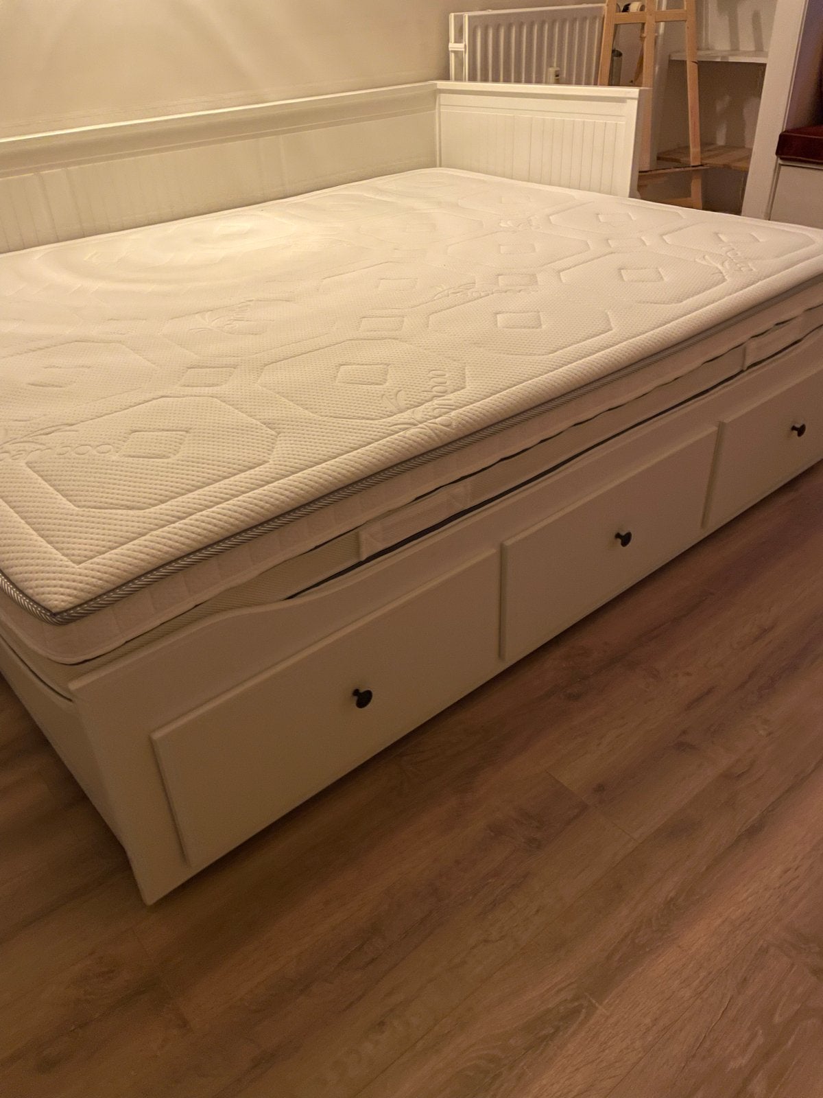 Wit Hemnes bedbank inclusief matras 160 x 200 cm, Ophalen, Verstelbaar, Wit, Tweepersoons