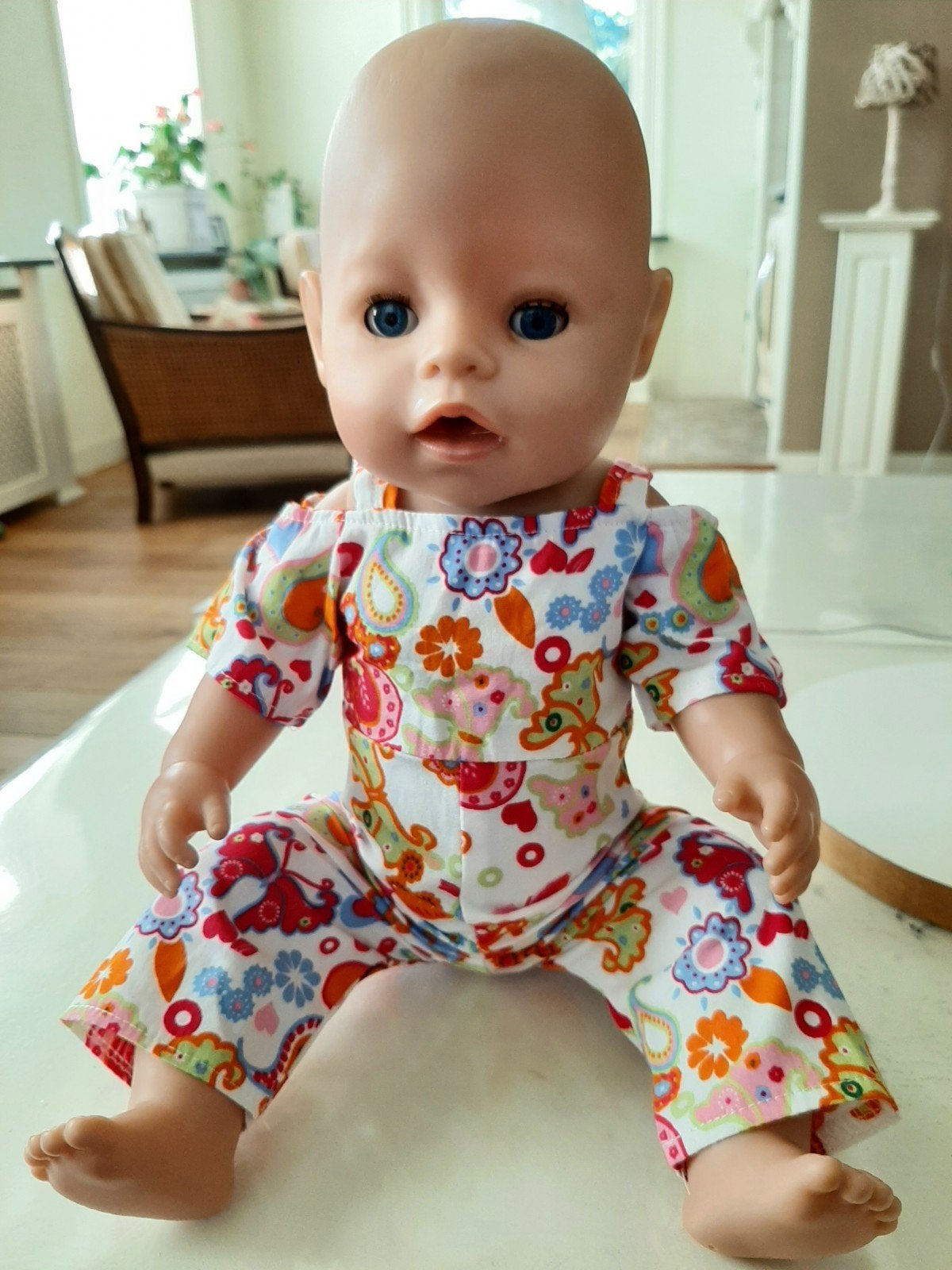 Mooie gekleurde jumpsuit baby born pop 43cm, Ophalen of Verzenden, Babypop