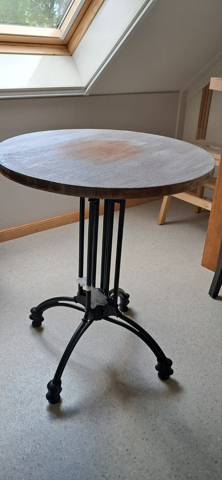 Bistro tafel met aluminium onderstel plus teak tafelblad, Ophalen, Gebruikt, Hout, Overige typen