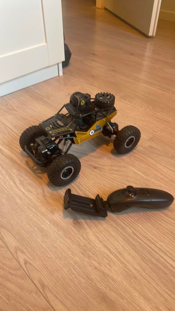 Offroad Rc auto met camera en werkende vering, Ophalen, Zo goed als nieuw, Overige schalen, Auto offroad