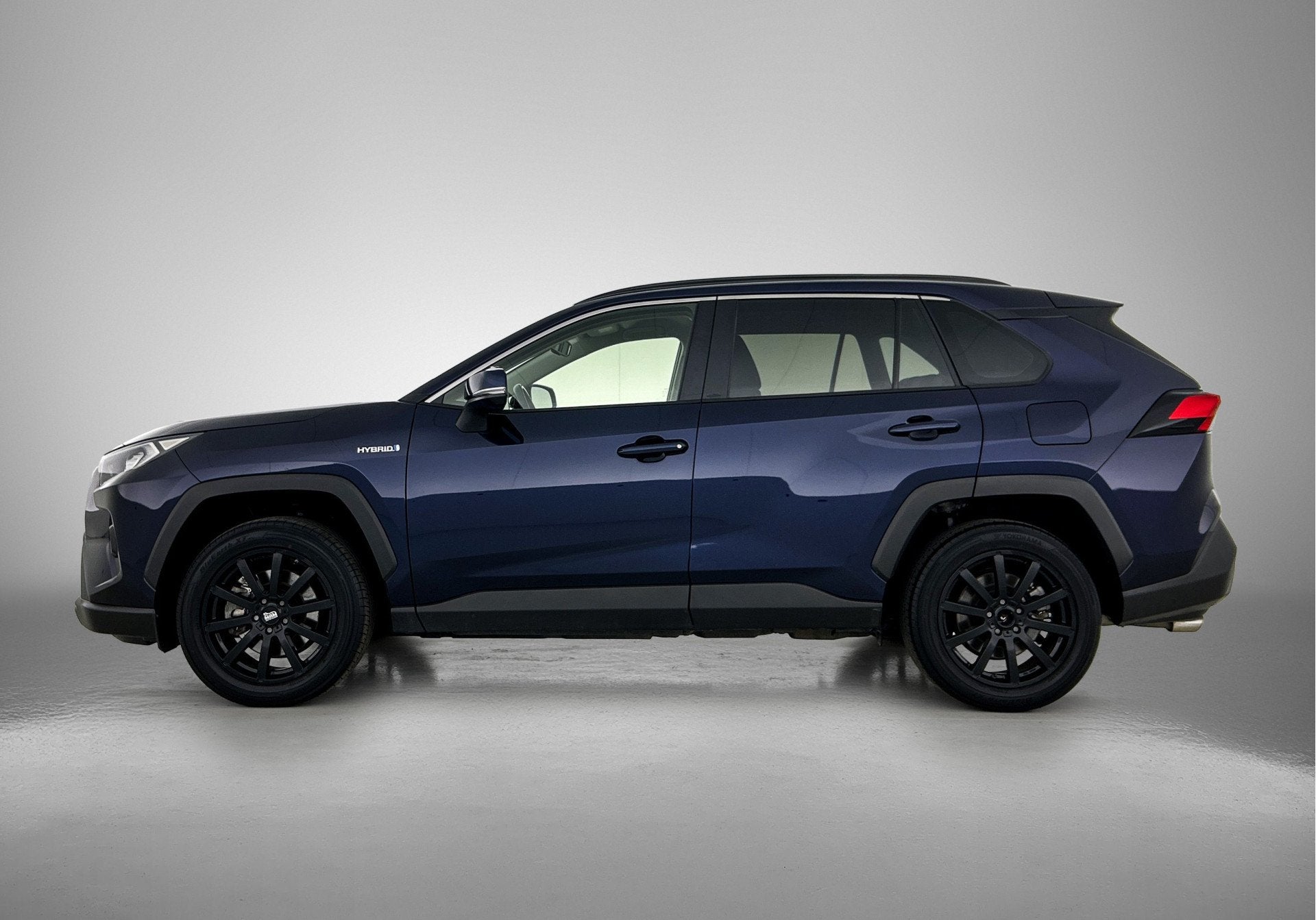 Toyota RAV4 2.5 Hybrid AWD Style | Navigatie | Trekhaak |, Automaat, 12 maanden, Gebruikt, 4 cilinders