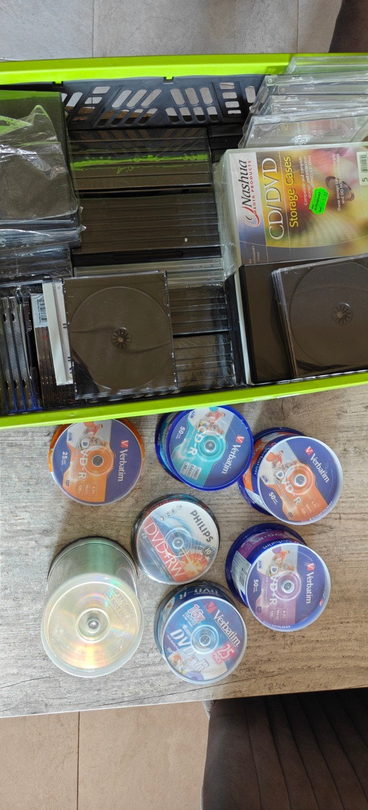 Partij CD's + DVD's met lege cd en dvd hoezen, Op spindel, Cd, Nieuw, Ophalen of Verzenden
