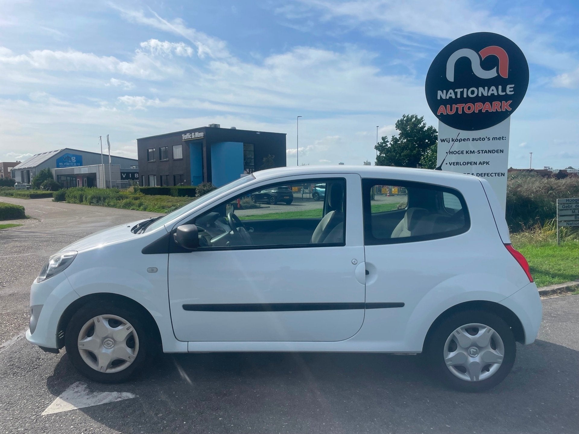 Renault Twingo 2011 * 1.2-16V Authentique * APK * KM NAP * T, Twingo, Gebruikt, 4 cilinders, 4 stoelen