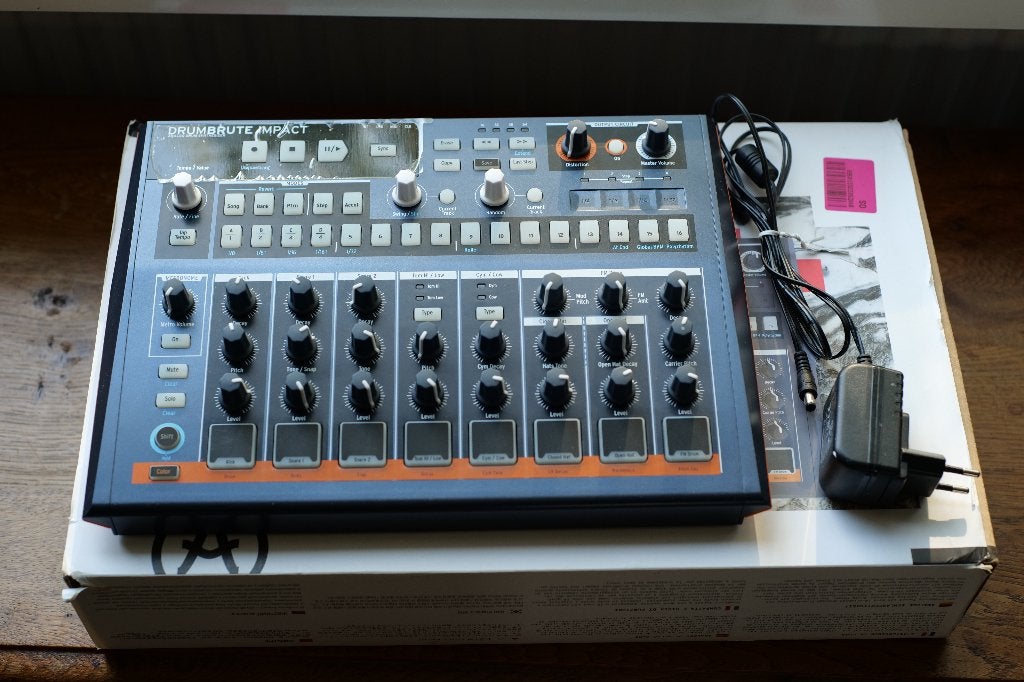 Arturia drumbrute impact, Muziek en Instrumenten, Ophalen, Zo goed als nieuw, Overige merken