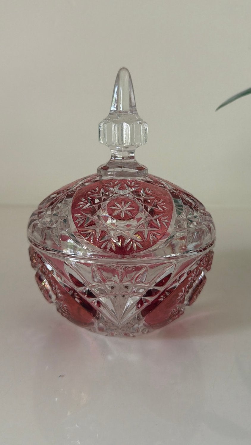 Kristallen bonbonnière Anna Hütte, Ophalen of Verzenden, Overige stijlen, Glas, Schaal of Schalen