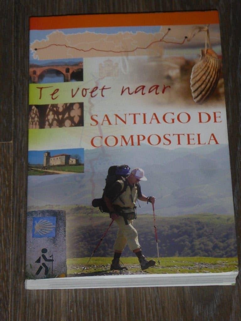 PACO NADAL - TE VOET NAAR SANTIAGO DE COMPOSTELA, Verzenden, Zo goed als nieuw, Paco nadal