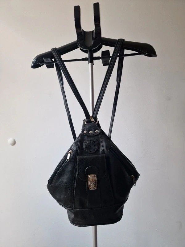 Chantal Paris Leren Rugtas Schoudertas Zwart, Sieraden, Tassen en Uiterlijk, Tassen | Rugtassen, Ophalen of Verzenden, Zo goed als nieuw