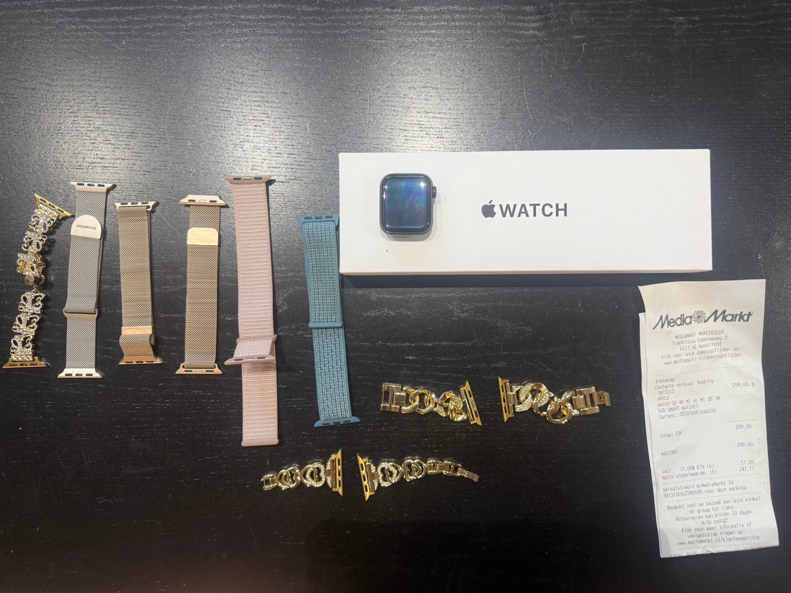 Apple watch SE 40 mm (gen2), Ophalen, Zo goed als nieuw, Zwart, IOS